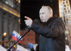 Владимир Путин на митинге по случаю победы на выборах. Фото Reuters.