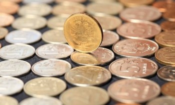 ЦБ начнет чеканить монеты с новым изображением в 2016 году 