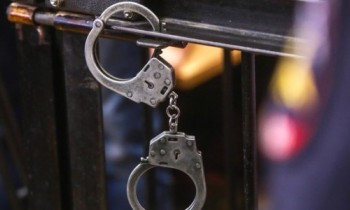 Сотрудник аппарата главы Хакасии арестован по обвинению в коррупции