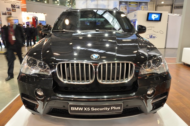Бронированный автомобиль BMW X5 Security Plus