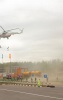 Вертолет МЧС высаживает сотрудников 